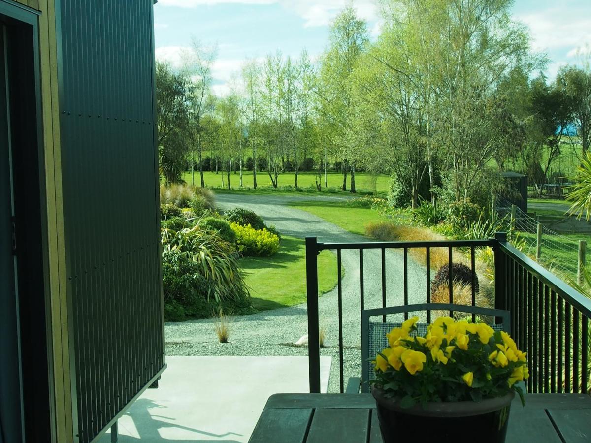 Boutique Tiny House - Te Anau Country Accommodation Bagian luar foto